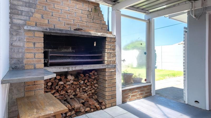 3 Bedroom Property for Sale in Richmond Estate Western Cape